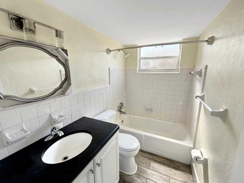 820 State Ave - Photo 3 of 13