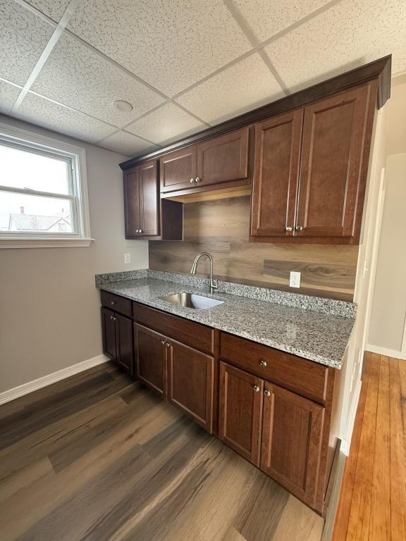 225 Davis St - Photo 7 of 8