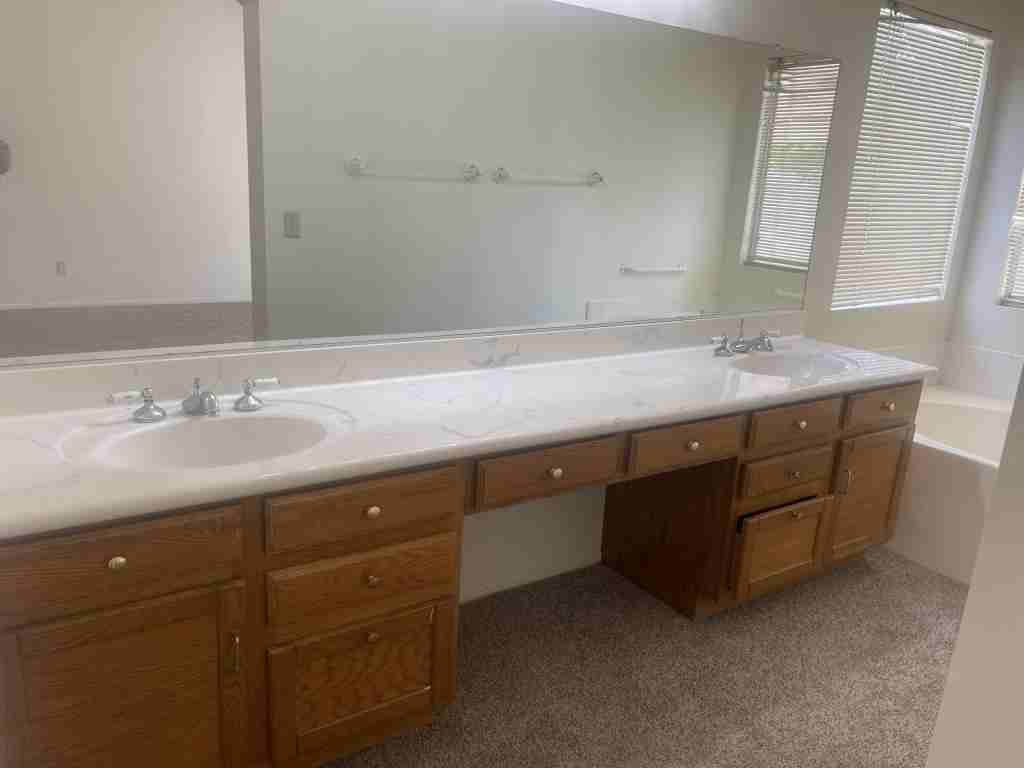 Wind River Cir - Photo 4 of 31