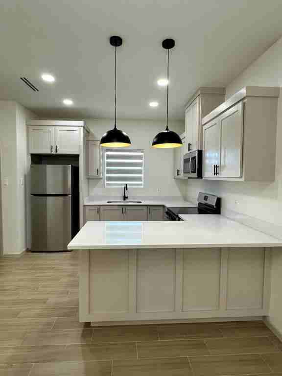 2100 E San Andrea St - Photo 4 of 19