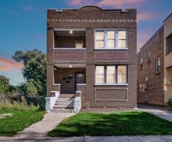 featured image of 1319 Marshall St