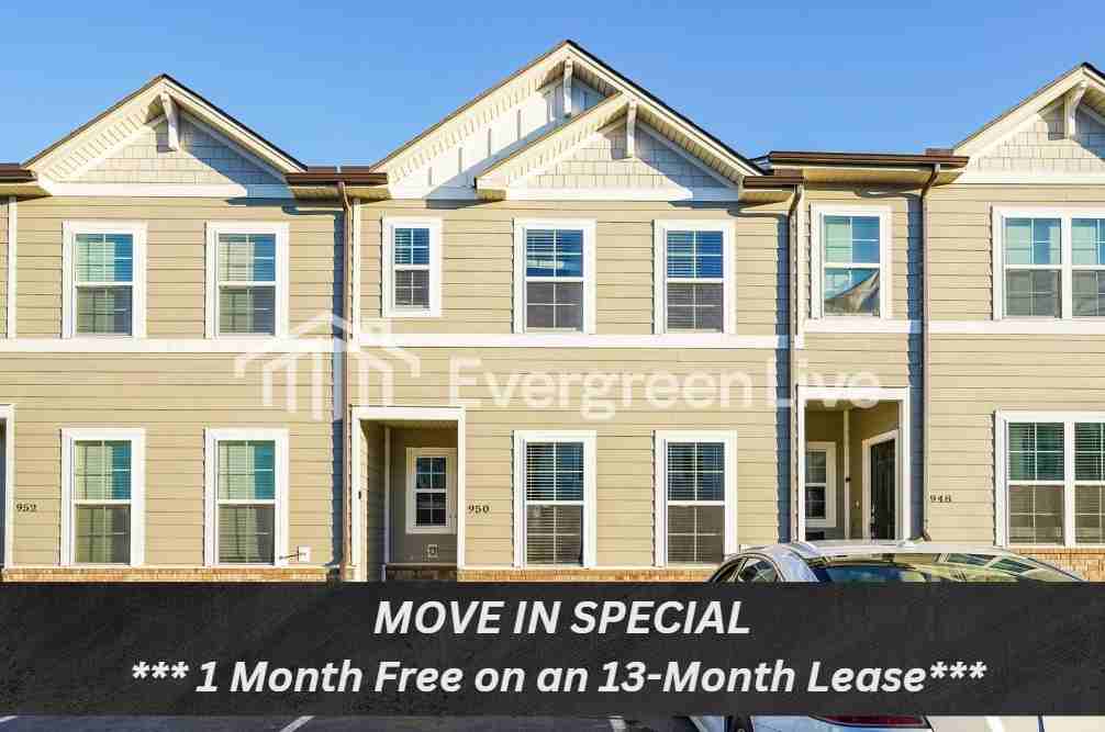 950 Hamilton Crossing Sq