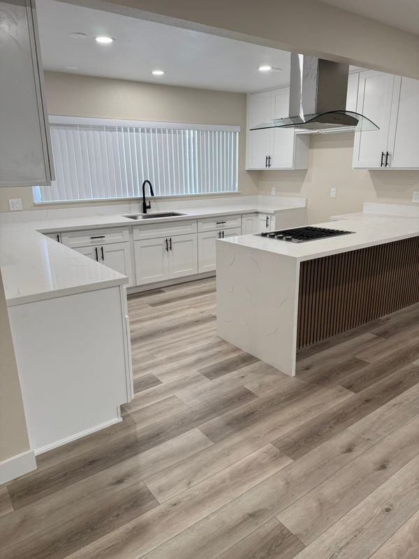 340 E Shamrock St - Photo 2 of 16