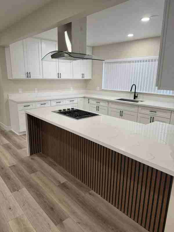 340 E Shamrock St - Photo 3 of 16