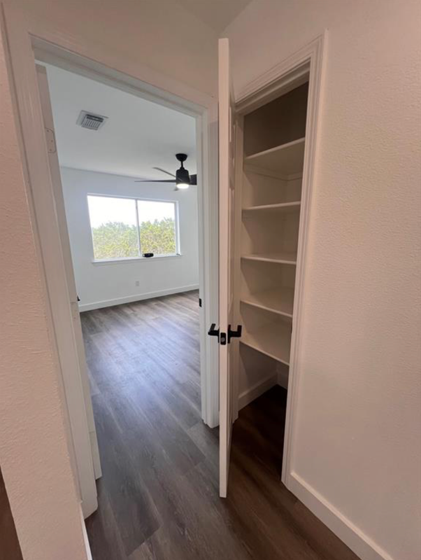 450 Shady Bluff Dr - Photo 3 of 20