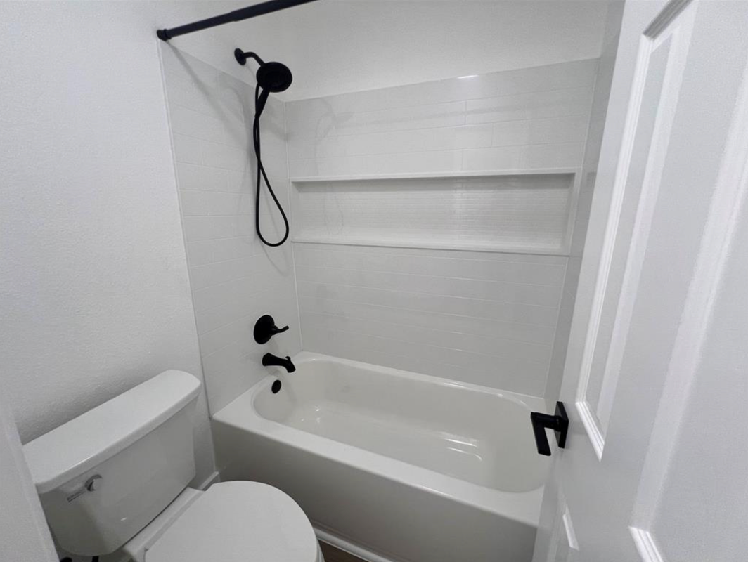 450 Shady Bluff Dr - Photo 4 of 20