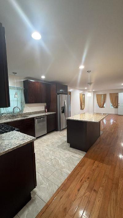 67 Pomona Ave - Photo 2 of 10