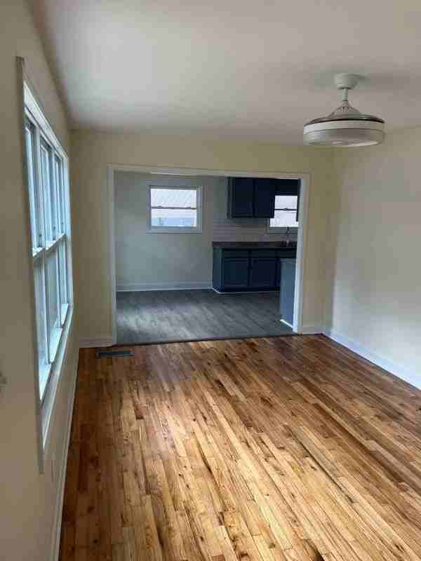 2181 Gordon Cir Se - Photo 5 of 16