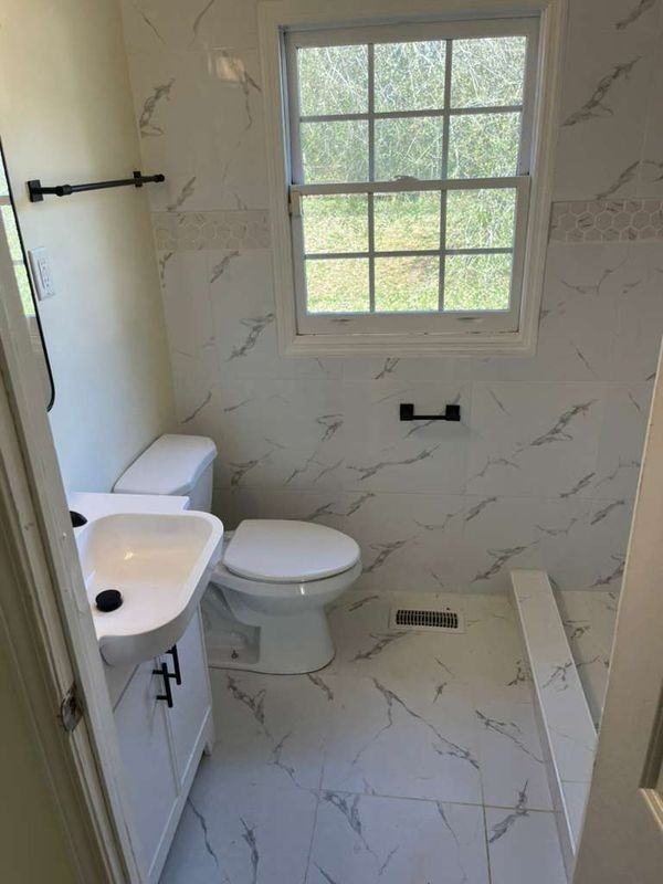 2181 Gordon Cir Se - Photo 6 of 16