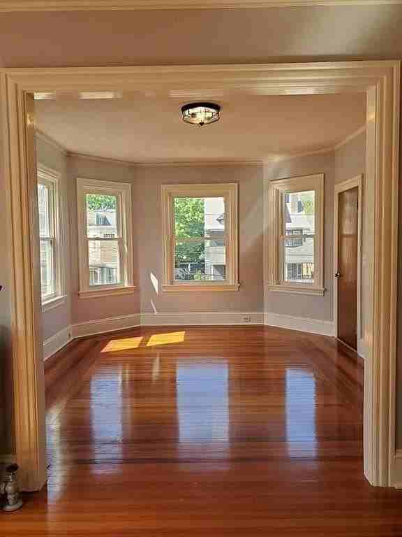 118 Wentworth Ave ##2 - Photo 2 of 9