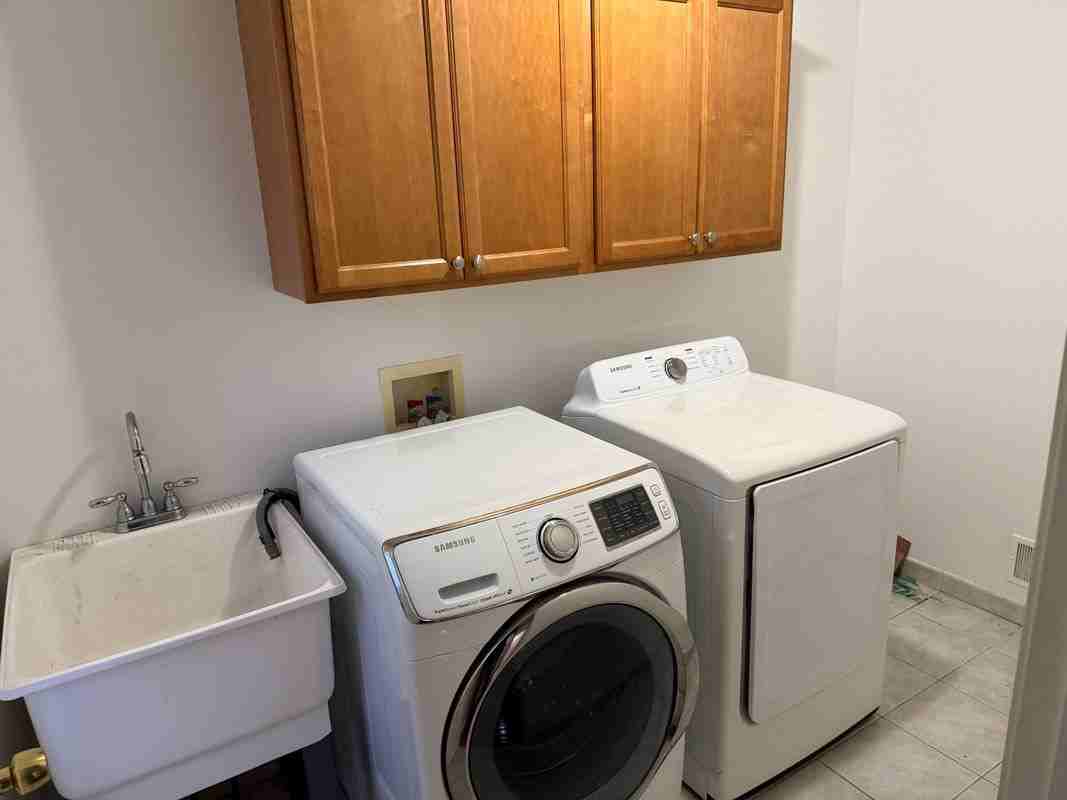 2082 Enterprise Dr - Photo 4 of 26