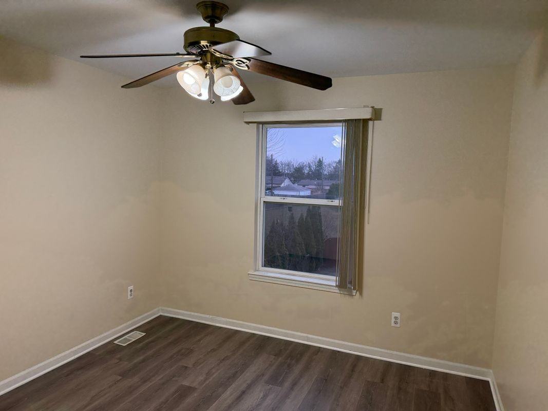 2082 Enterprise Dr - Photo 7 of 26