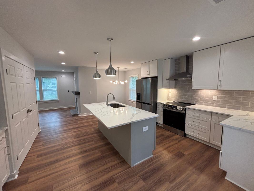 1389 Lanvale Dr Sw - Photo 5 of 16