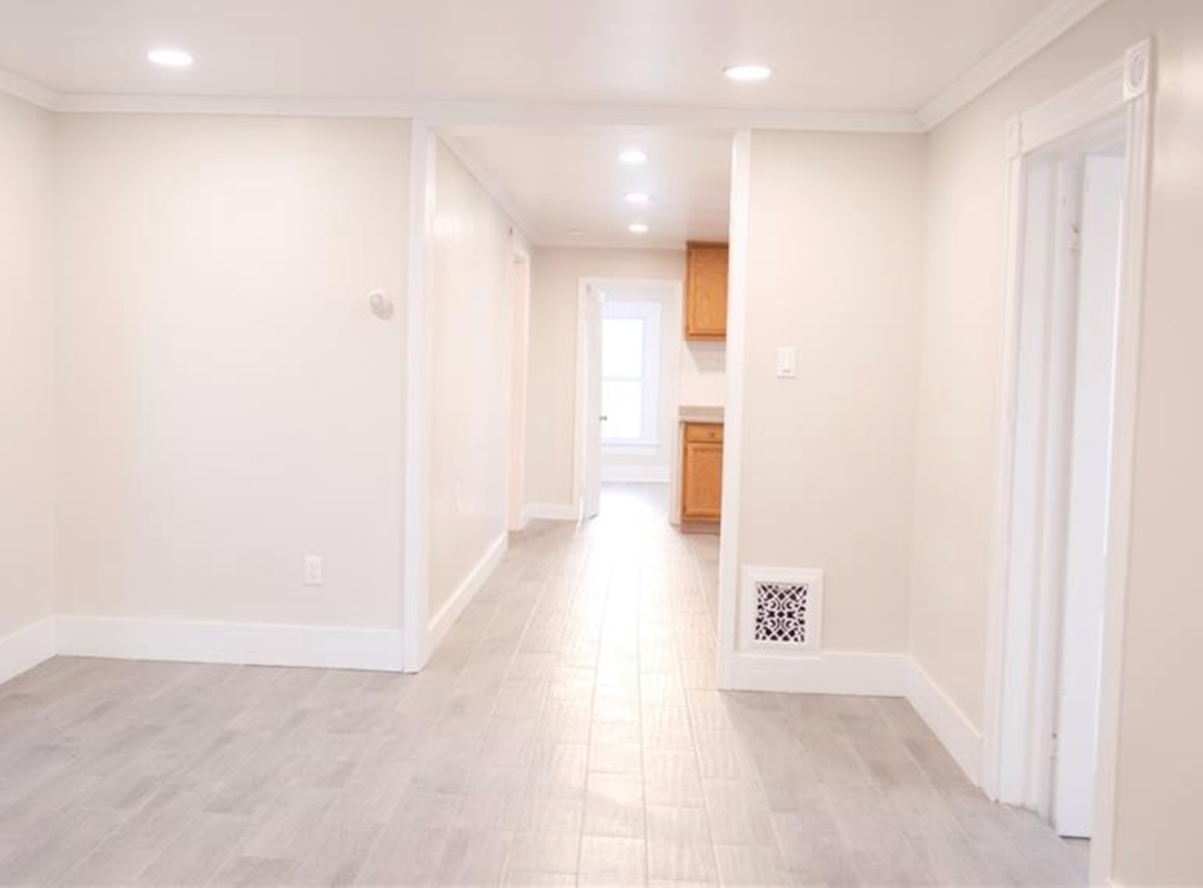 508 Albany St - Photo 3 of 7