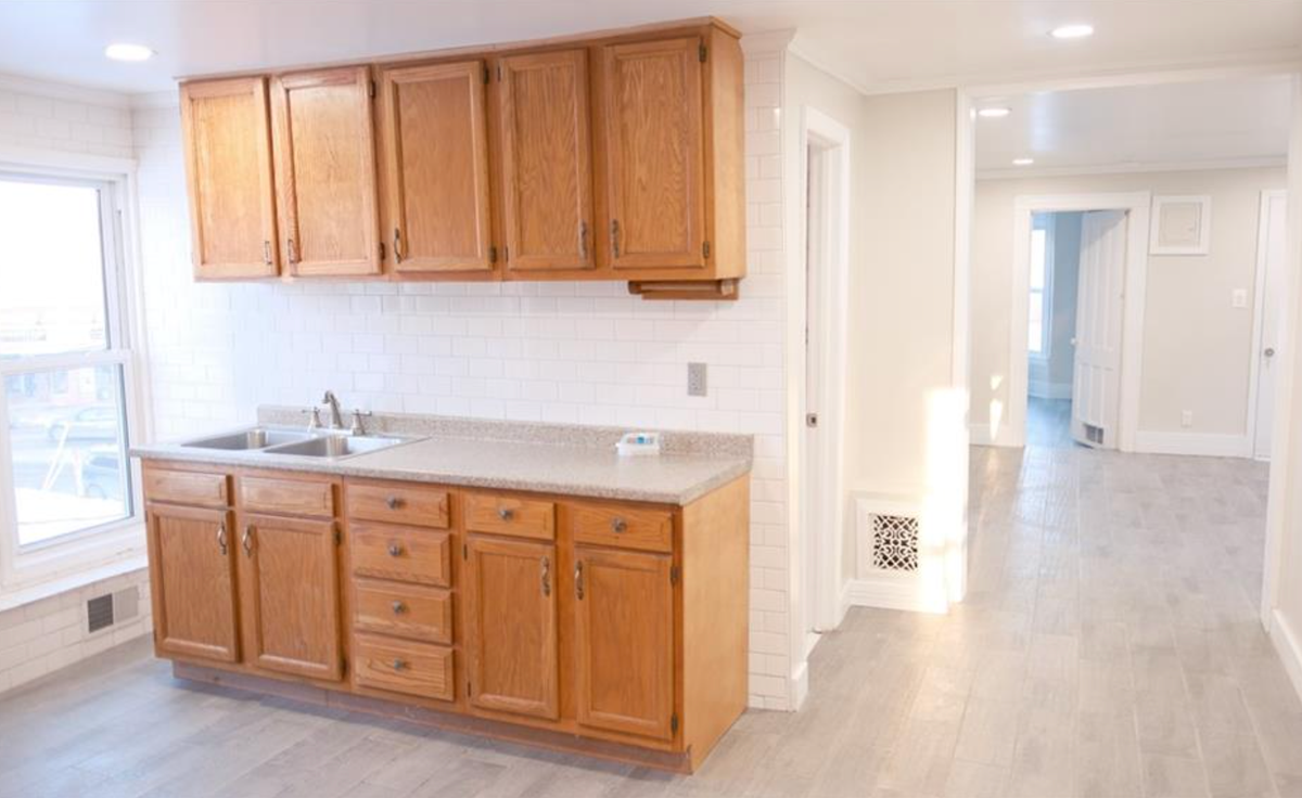 508 Albany St - Photo 6 of 7