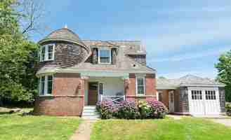 featured image of 1 Ella Ter