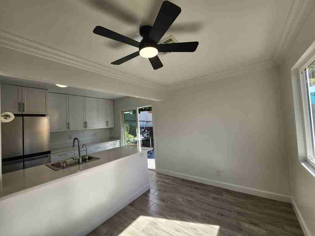 2910 Lincoln Park Ave - Photo 5 of 42