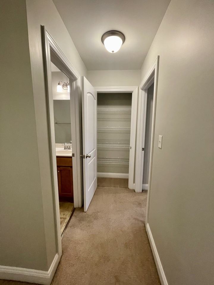 124 Colonnade St #1 - Photo 3 of 19