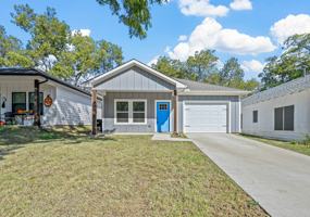 featured image of 517 E Heron St