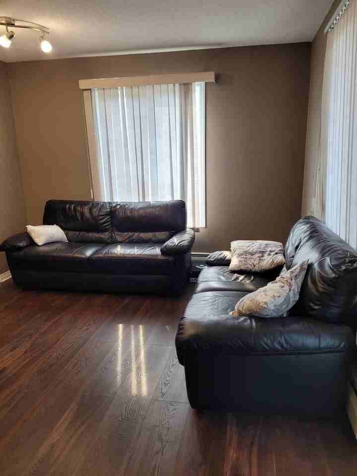 111 Edwards Drive - Photo 4 of 46