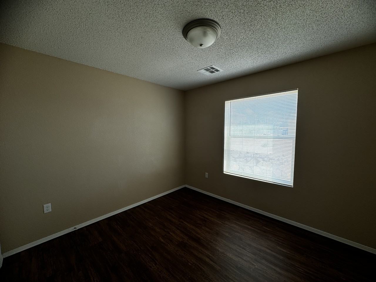 9811 Socorro Rd #49 - Photo 7 of 11