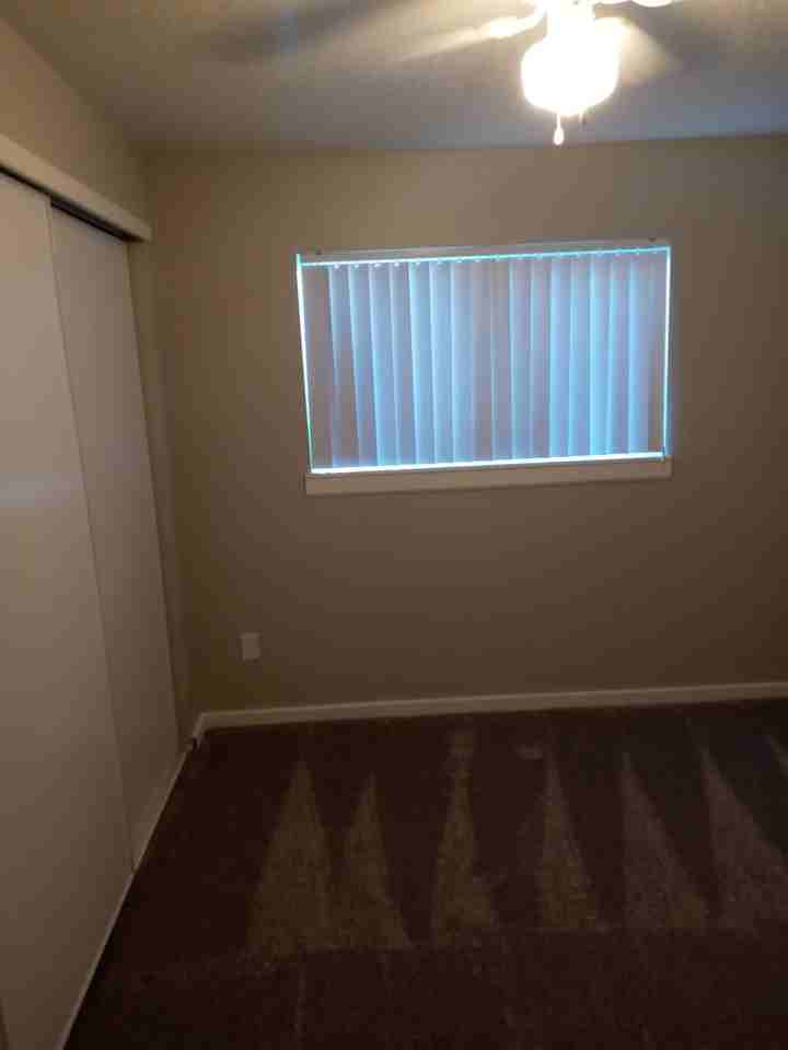 Pointe West Apartments - Photo 5 of 14