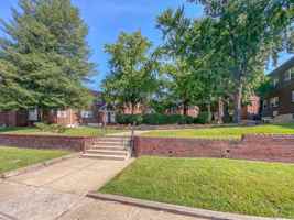 featured image of 4901 Oxford Ave