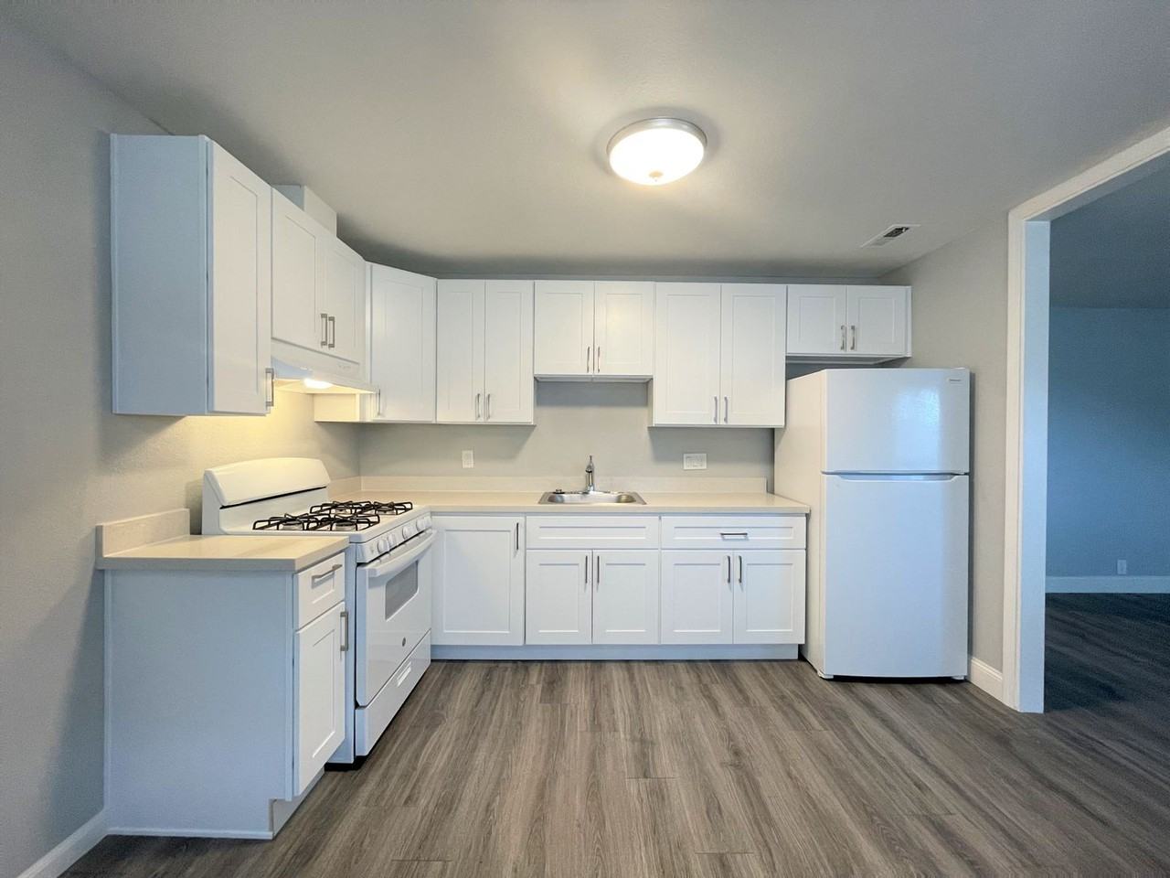 613 Camanche Lane - Photo 3 of 13