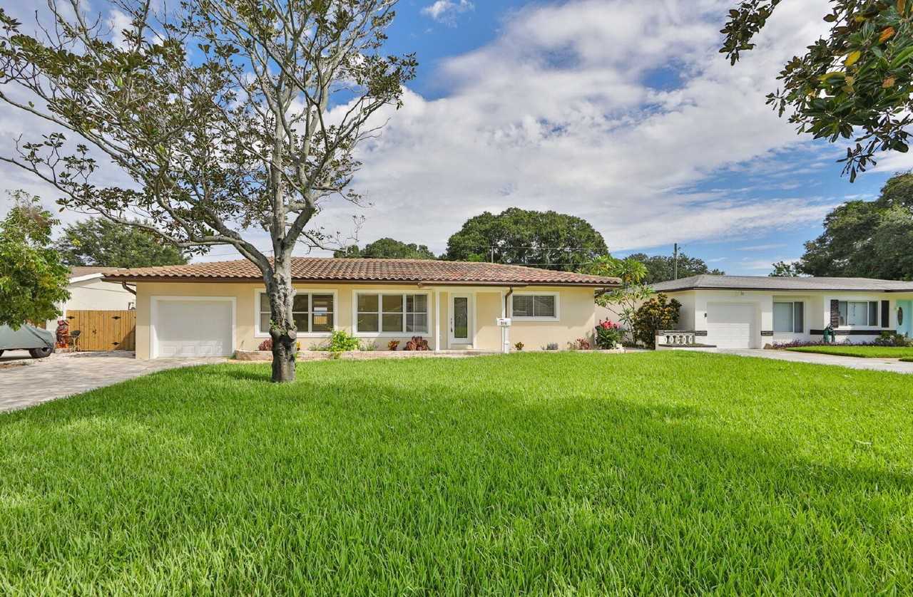 5941 4th Ave N - Photo 2 of 38