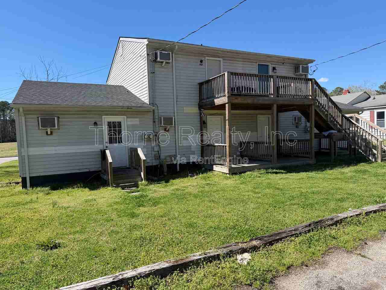 1831 Boone St - Photo 2 of 10