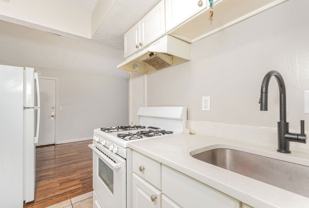 4220 Webster Ave #5 - Photo 1 of 1