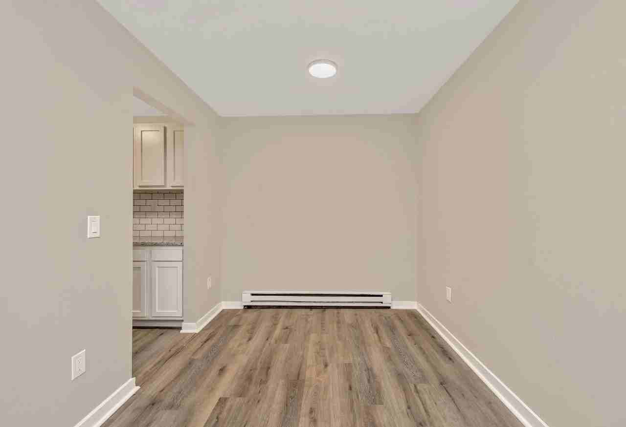 5615 Happy Hollow Rd #7 - Photo 5 of 14