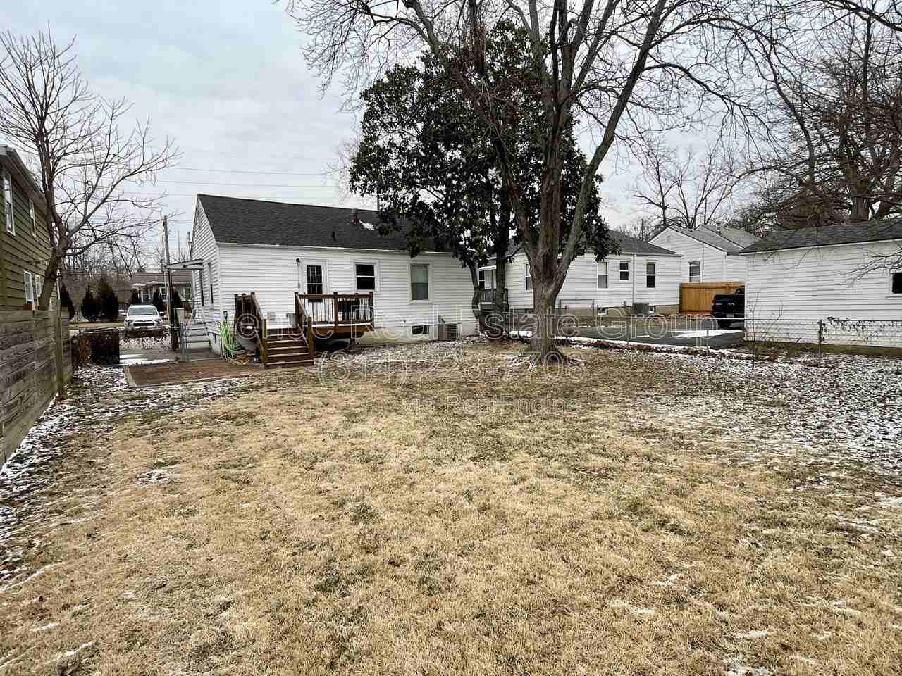 9526 Big Bend Blvd - Photo 3 of 22