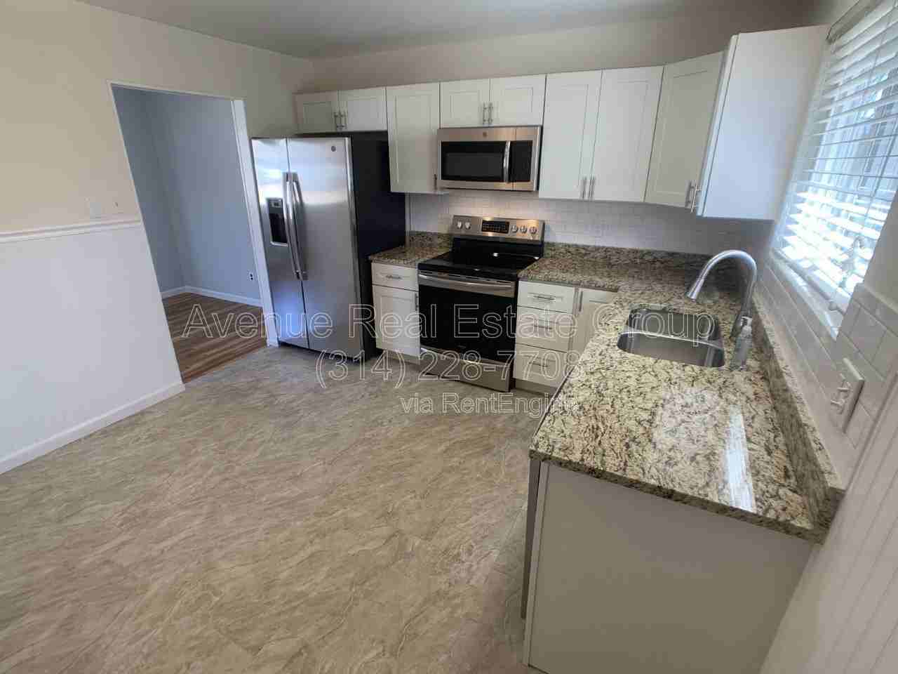 858 Hazelvalley Dr - Photo 5 of 25