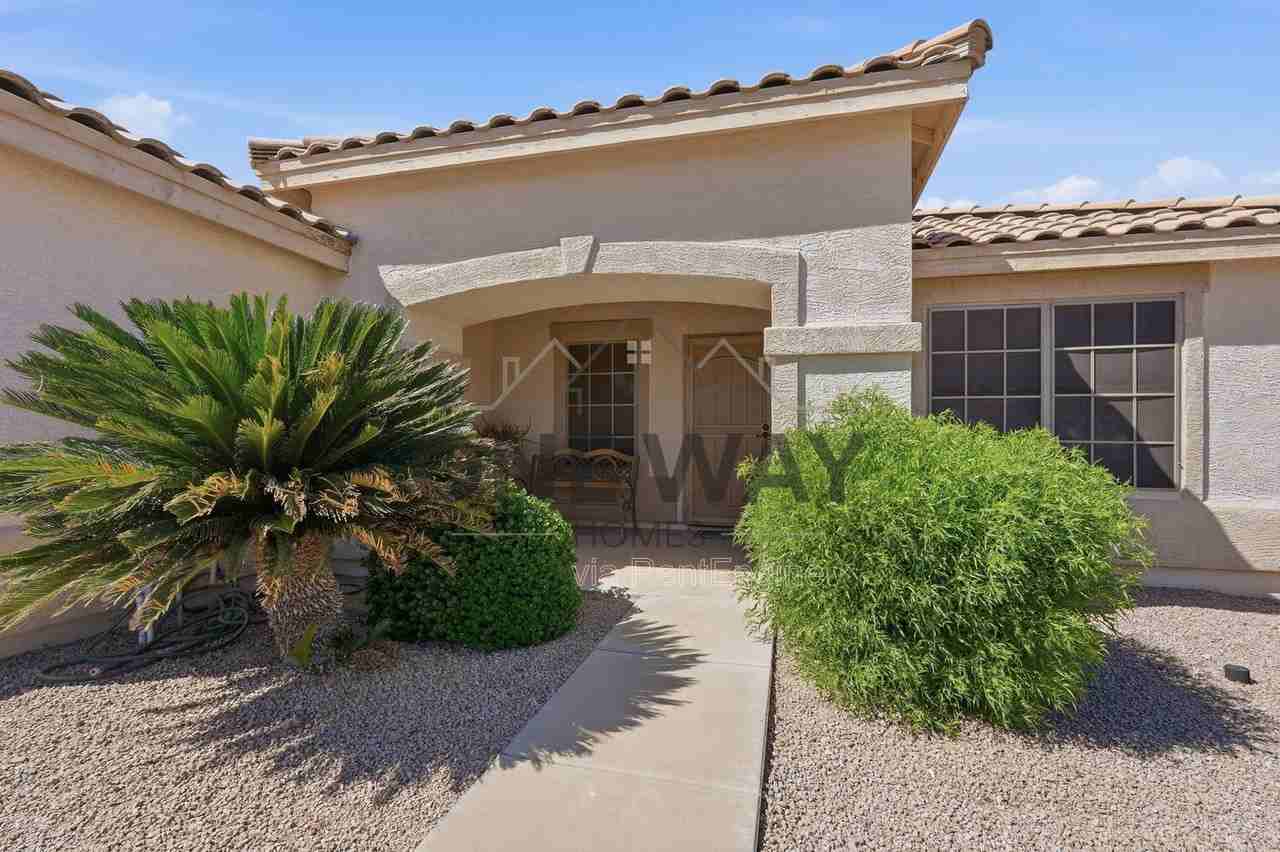 11352 E Renata Ave - Photo 4 of 43