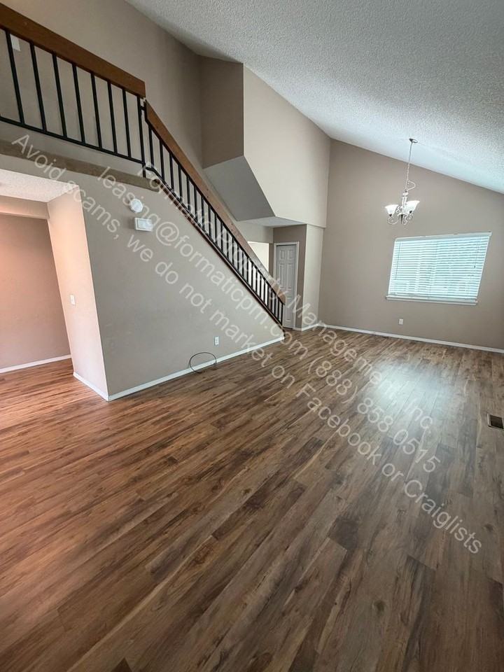 8962 W 89th Pl - Photo 3 of 13