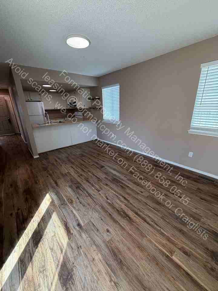 8962 W 89th Pl - Photo 4 of 13