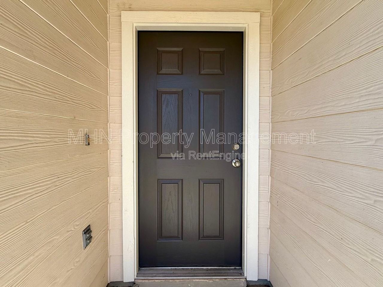 9011 Timber Hunt - Photo 4 of 23