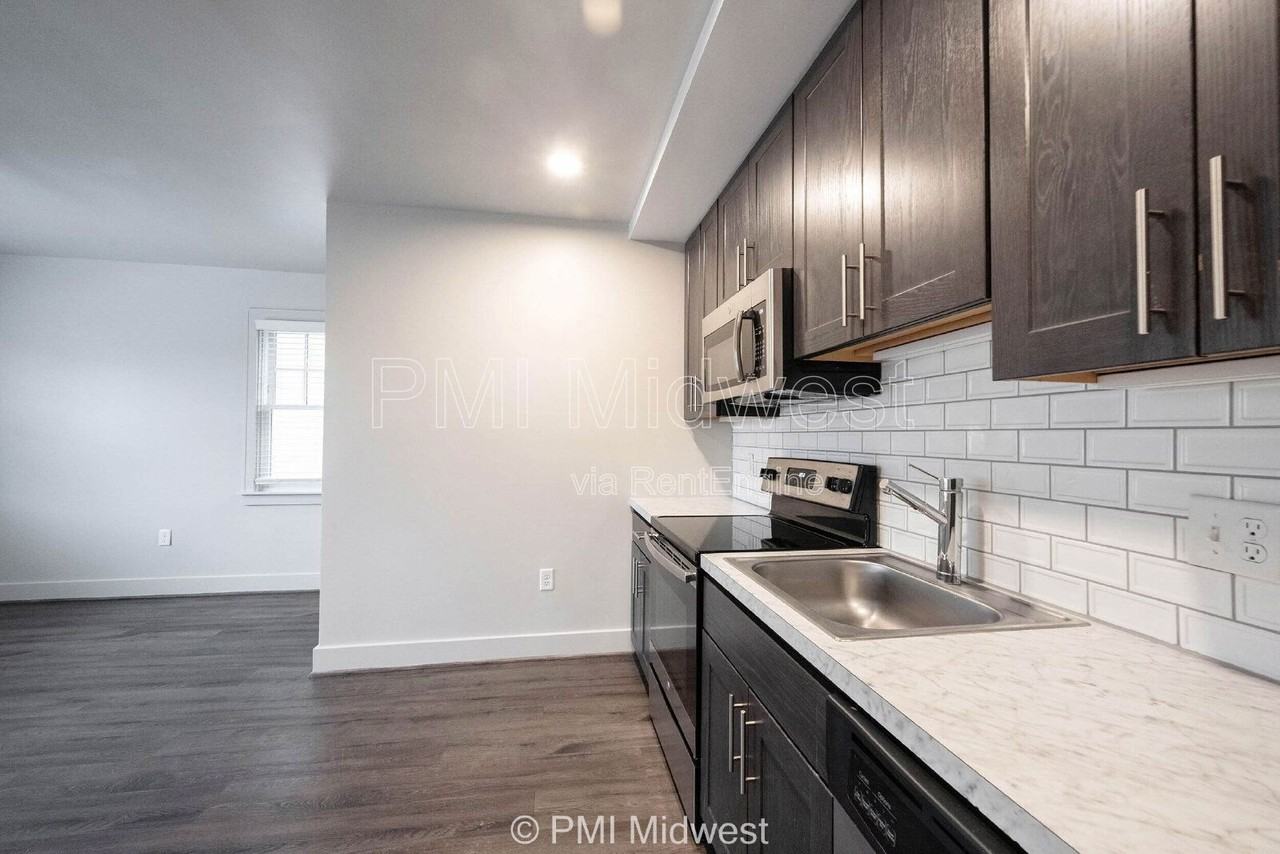 1309 N Pennsylvania St #201 - Photo 4 of 17