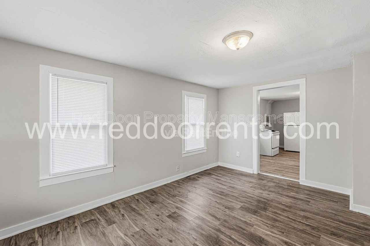 4320 E 30th St - Photo 5 of 23