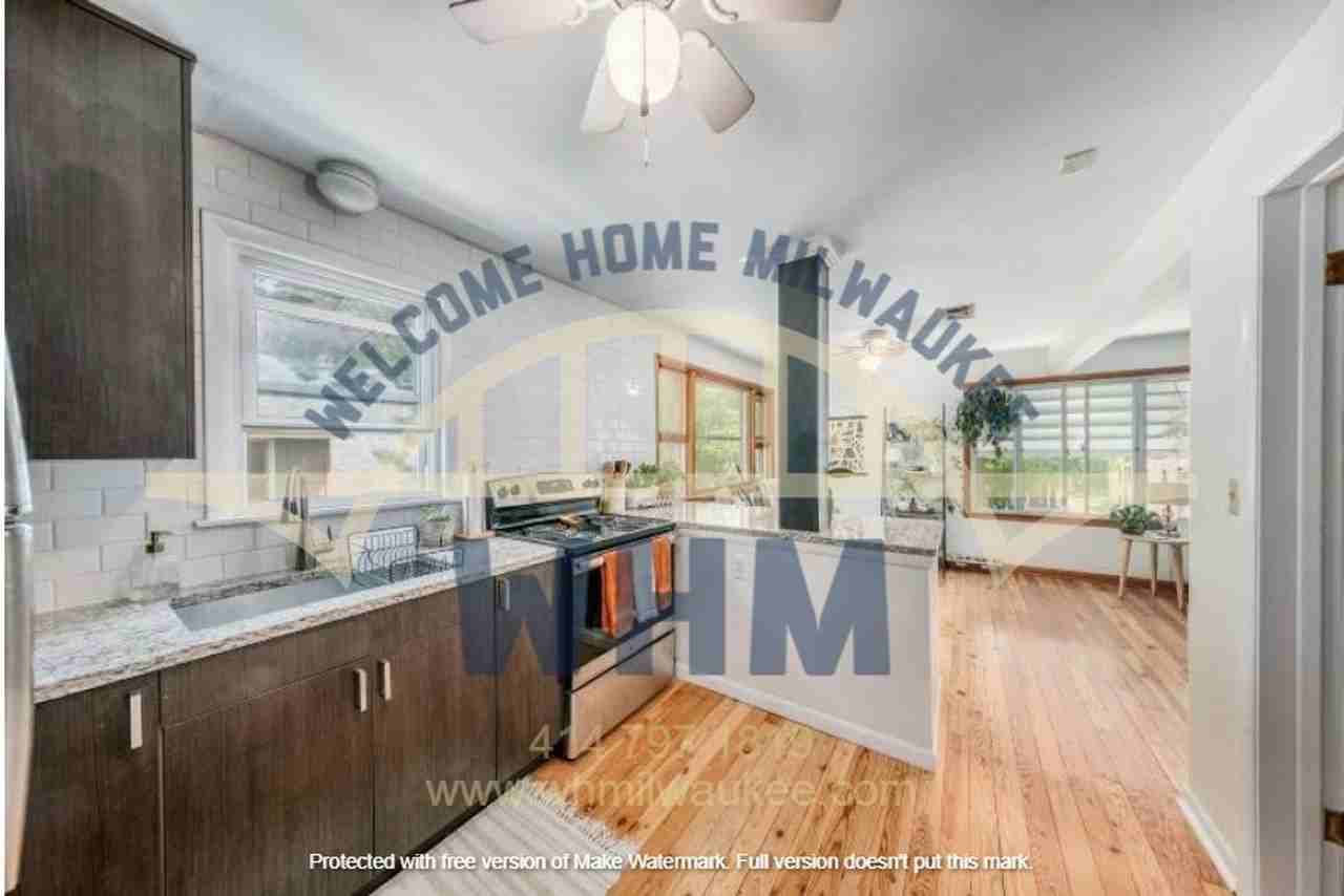 3407 S Burrell St - Photo 7 of 14