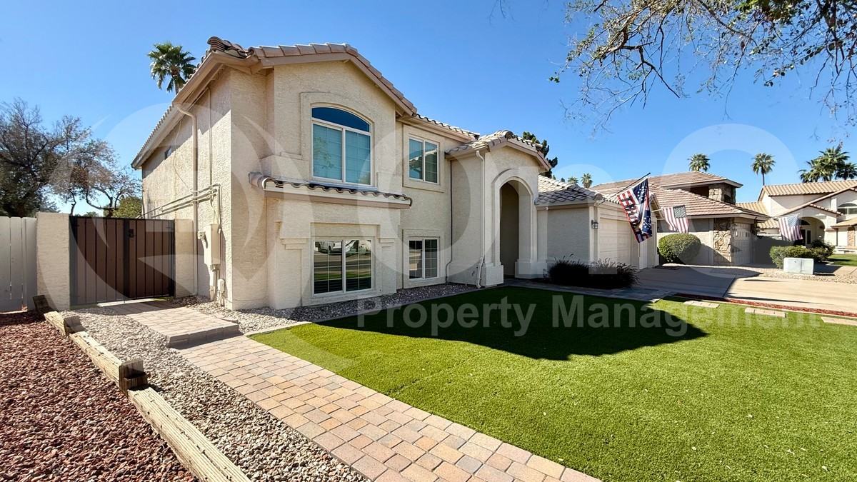 1037 E Southshore Dr #2 - Photo 2 of 13