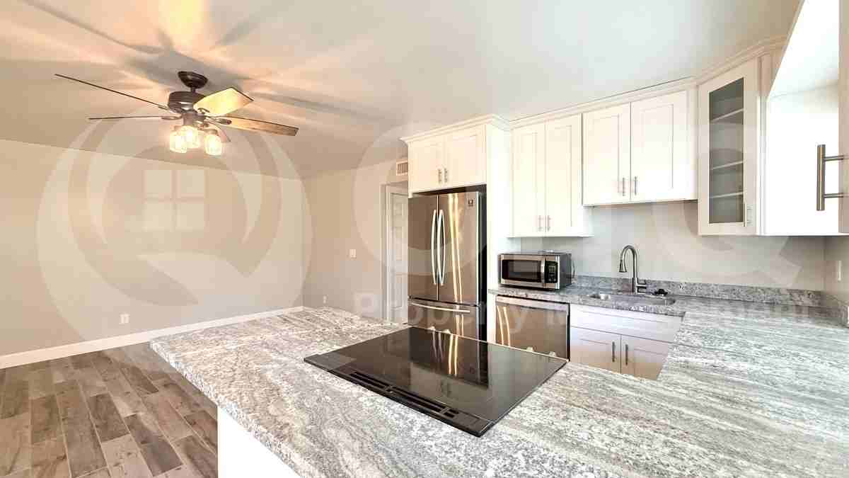 1037 E Southshore Dr #2 - Photo 5 of 13