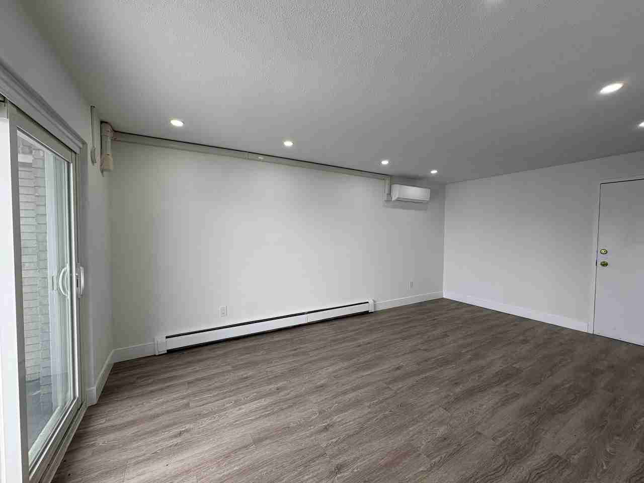 11 Chandler Dr - Photo 3 of 9