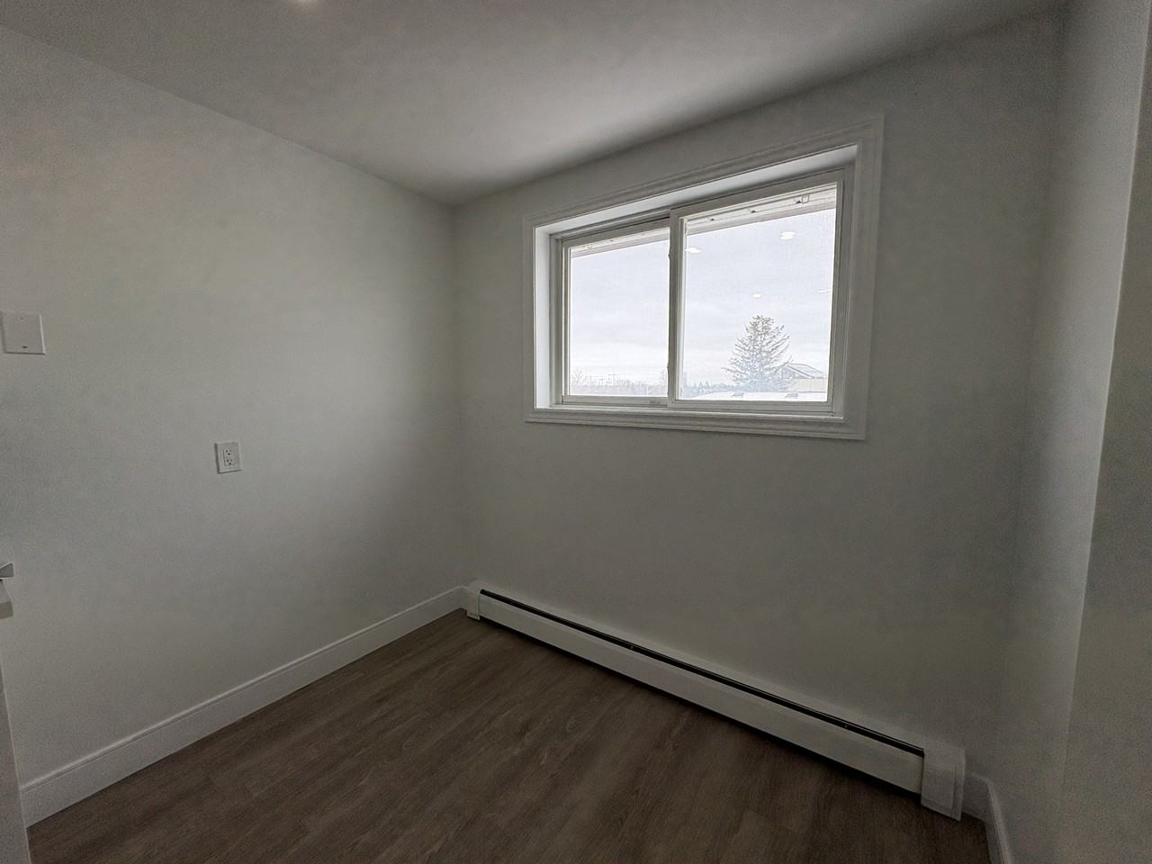 11 Chandler Dr - Photo 6 of 9