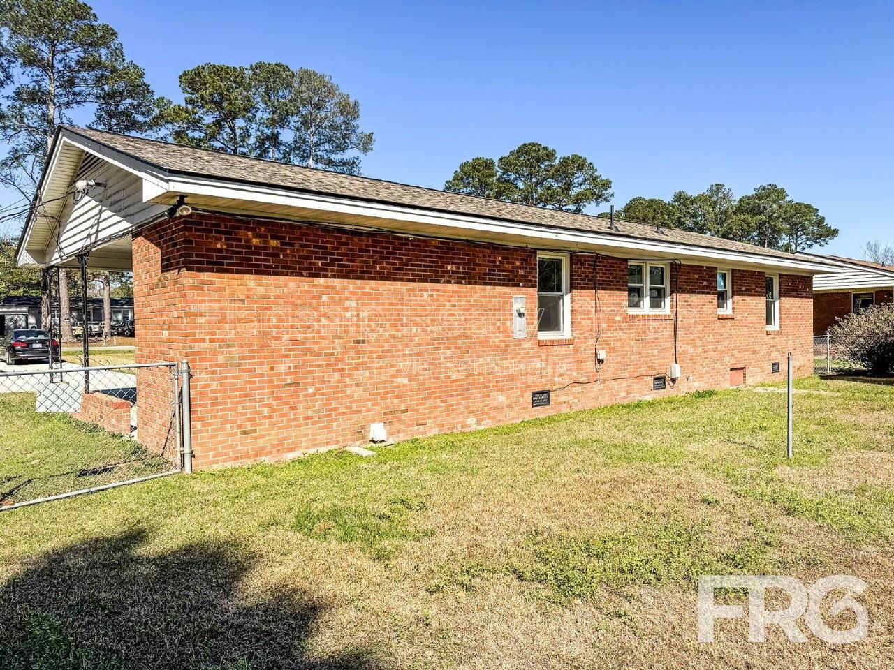 118 Nancy Dr - Photo 4 of 25