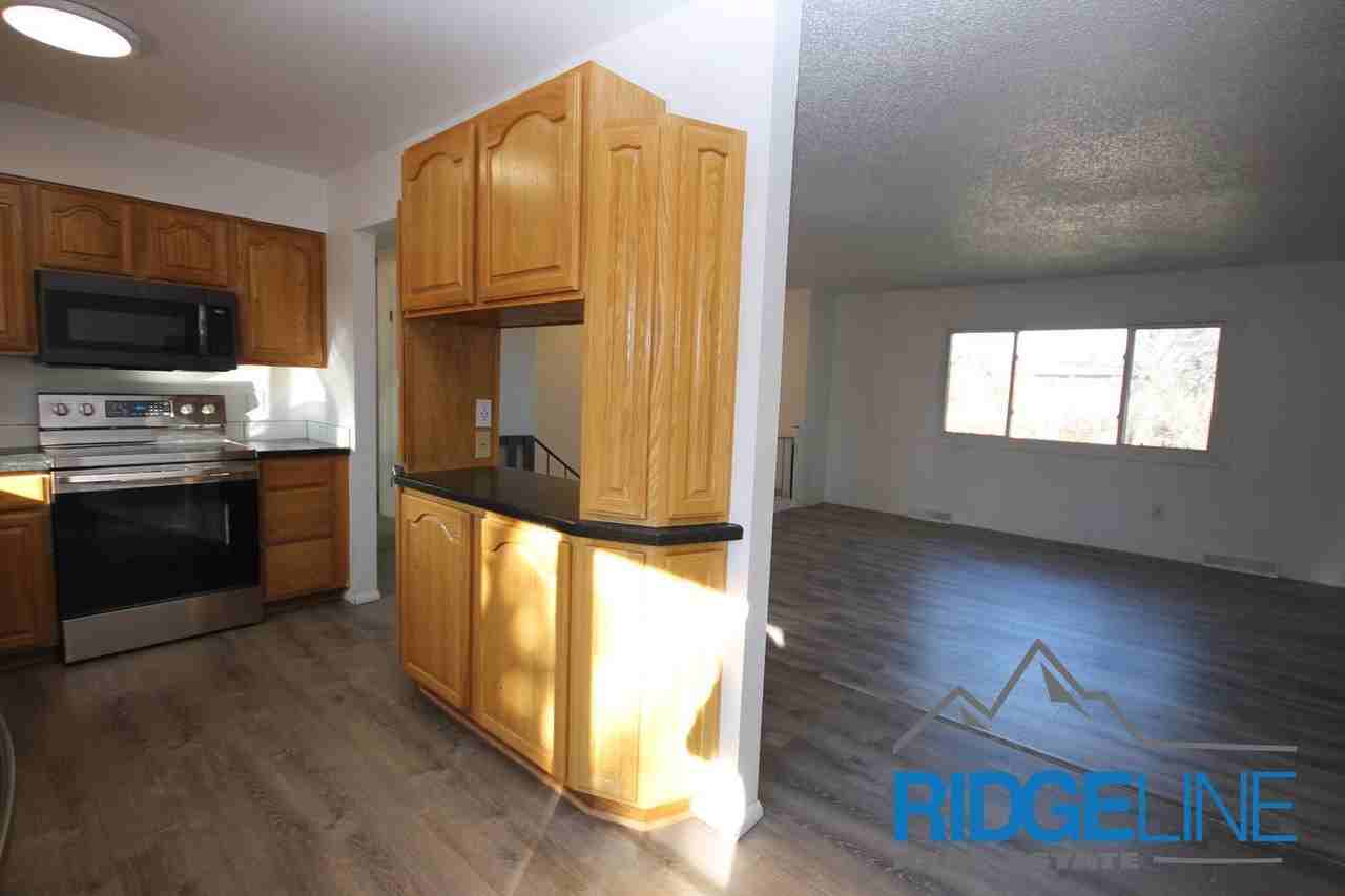 2704 3rd Ave S - Photo 5 of 17