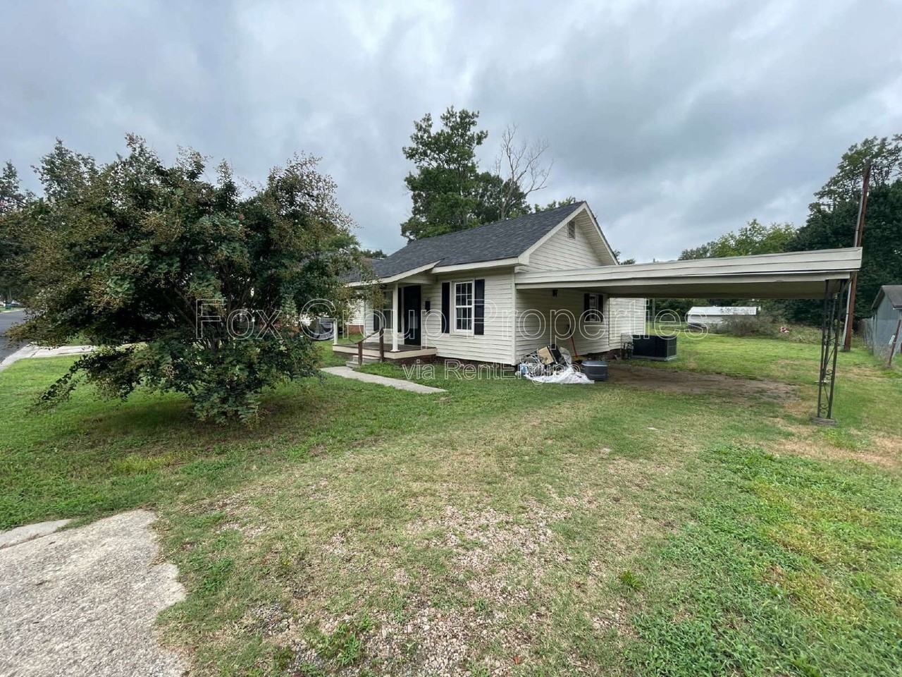 207 N Meriah St - Photo 3 of 16