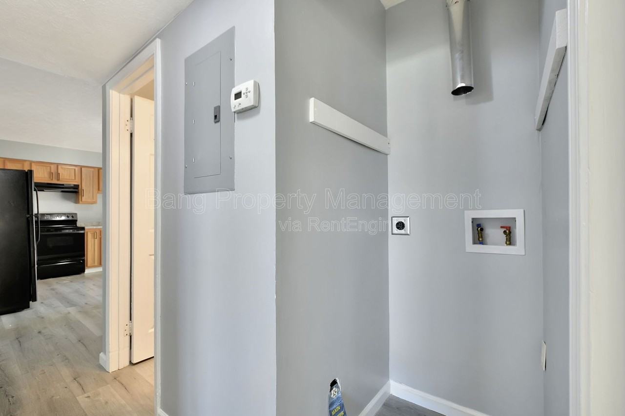 817 Lancelot Ct - Photo 6 of 19