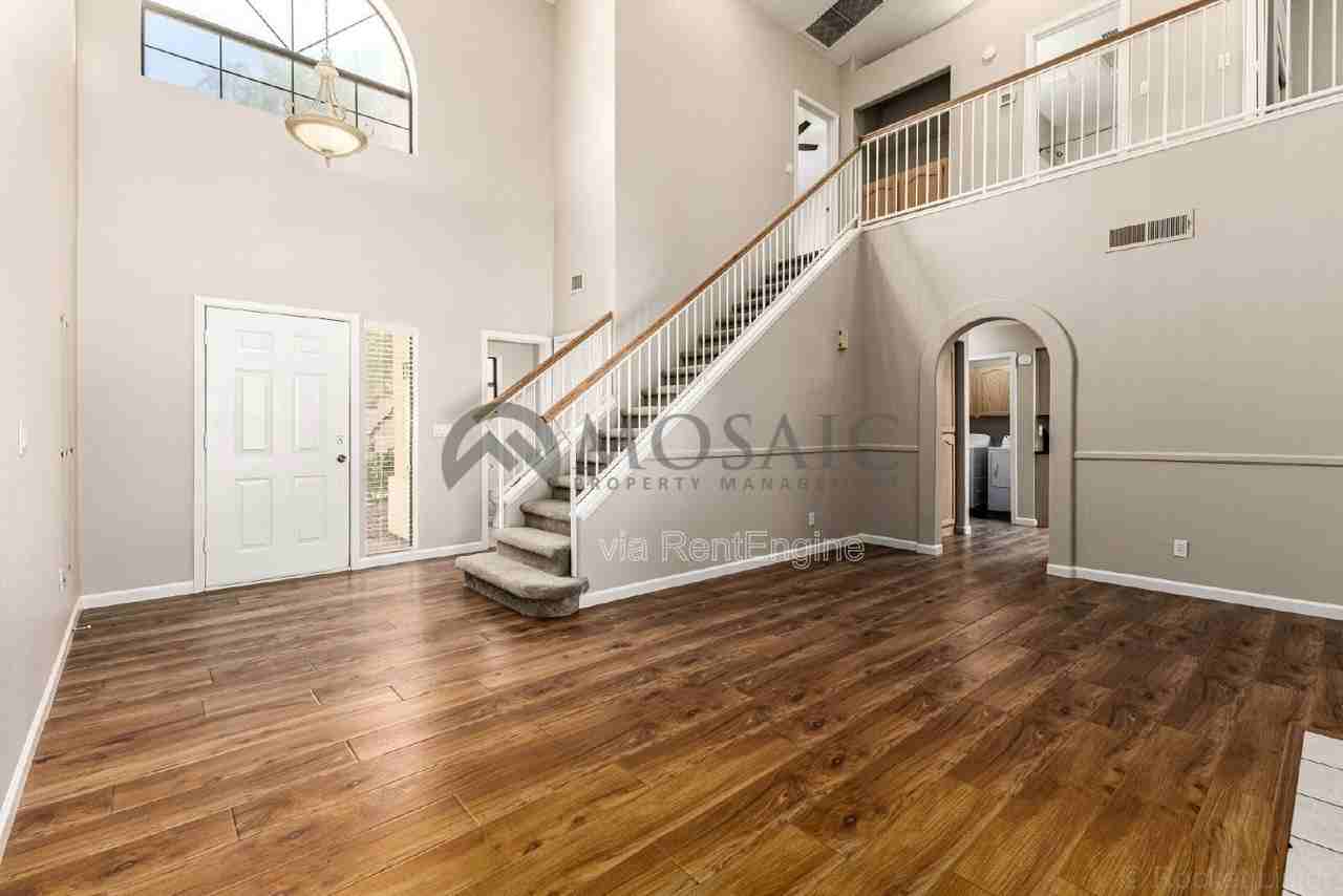 2024 N Sunset Dr - Photo 6 of 27